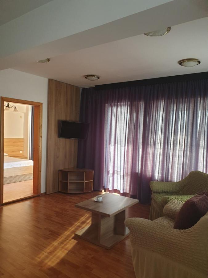 Poarta Apelor Hotel Sarichioi Buitenkant foto