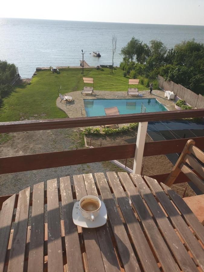 Poarta Apelor Hotel Sarichioi Buitenkant foto