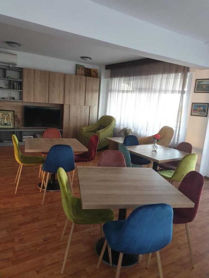 Poarta Apelor Hotel Sarichioi Buitenkant foto