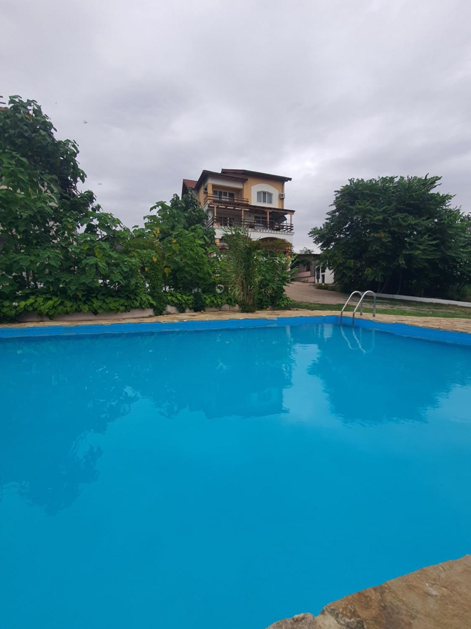 Poarta Apelor Hotel Sarichioi Buitenkant foto